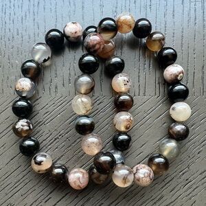 ( ONE ) Black flower agate bracelet 10mm SIZE 6.5’